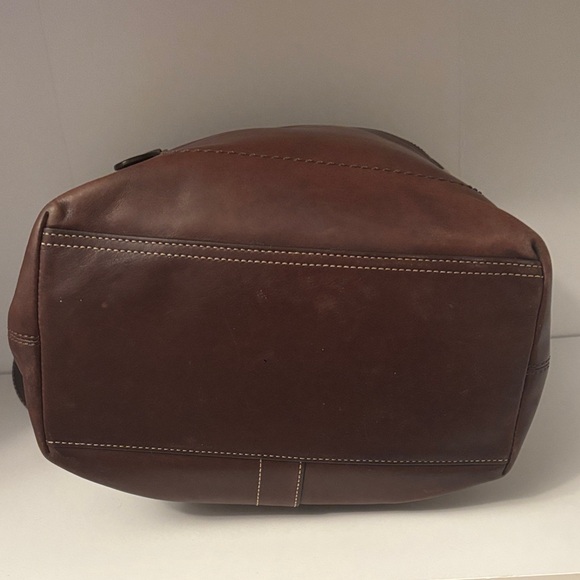 Coach Lily Legacy - Picture 3 of 7